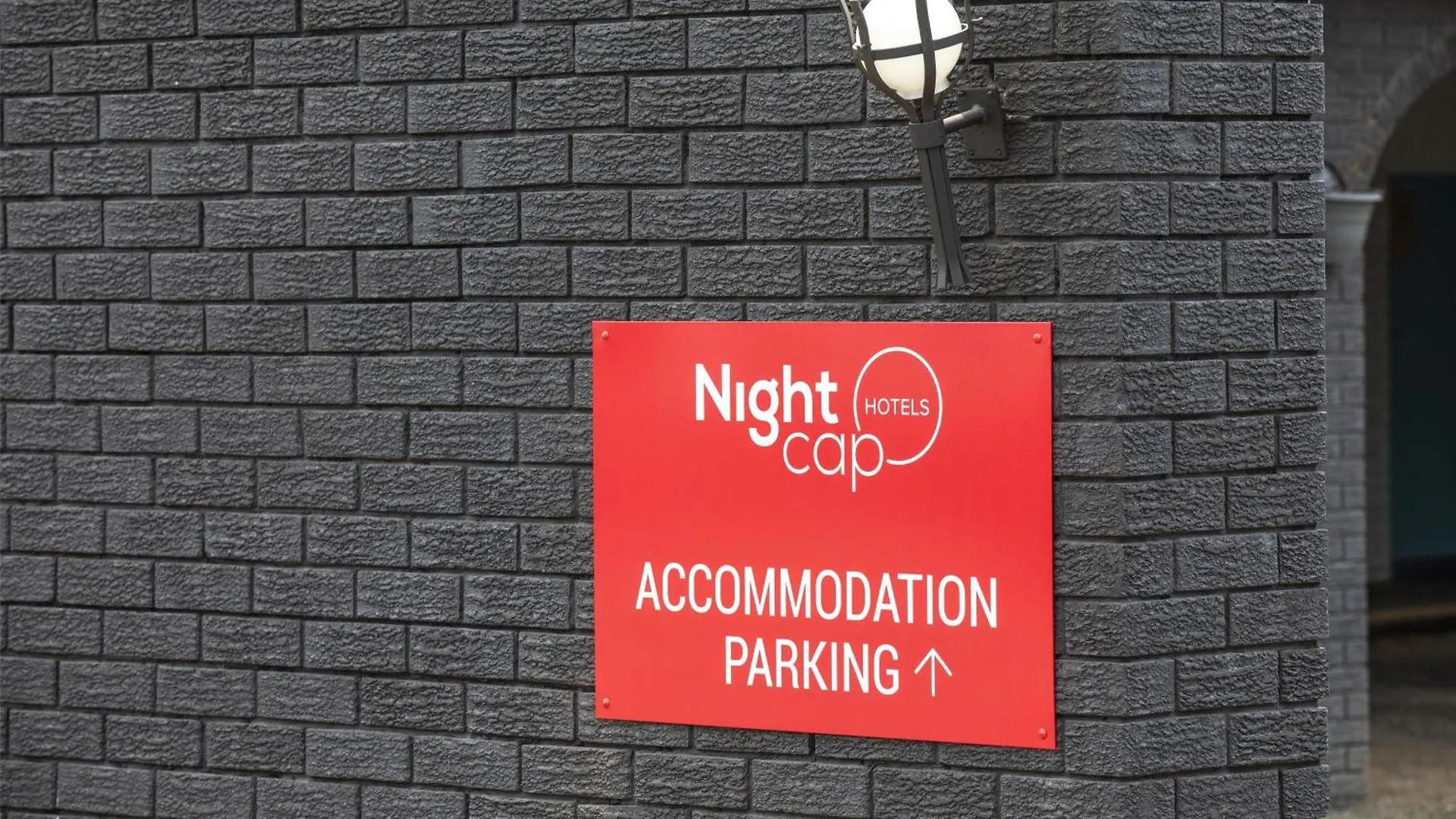 Nightcap At Springwood Hotel